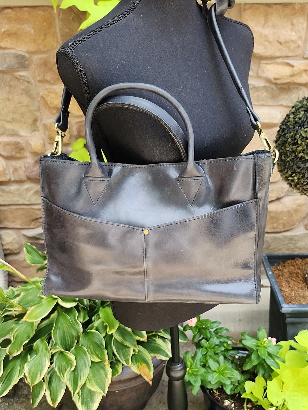 RAVEN + LILY BLACK LEATHER CROSSBODY/CARRYALL BAG